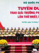 Nguyệt quế vinh quang và trách nhiệm của Phụ nữ Quân đội