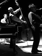 Khi jazz ngẫu hứng giữa các thế giới