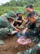 Ngược chiều thời gian trên đồi cao biên giới