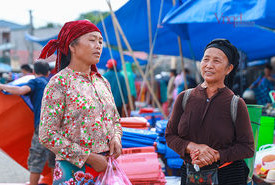 Mộc mạc phiên chợ Quản Bạ, Hà Giang