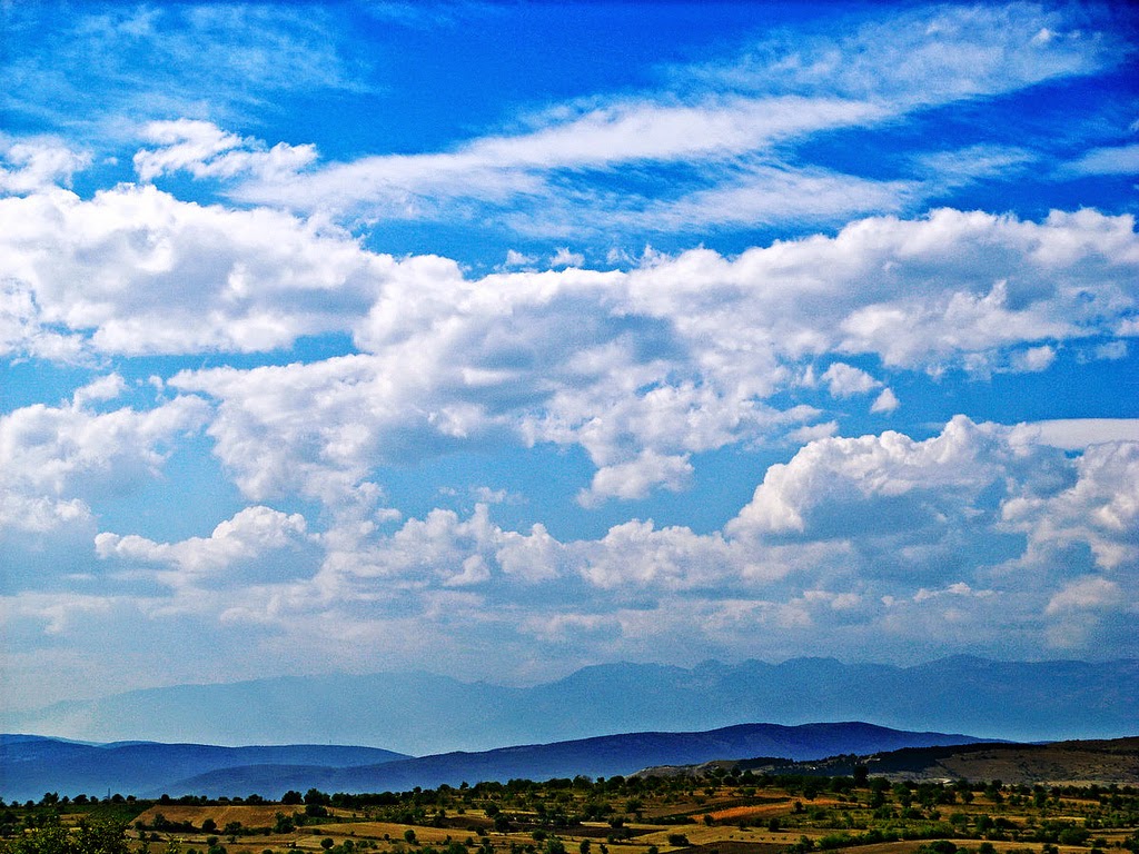 Blue sky over Radišani