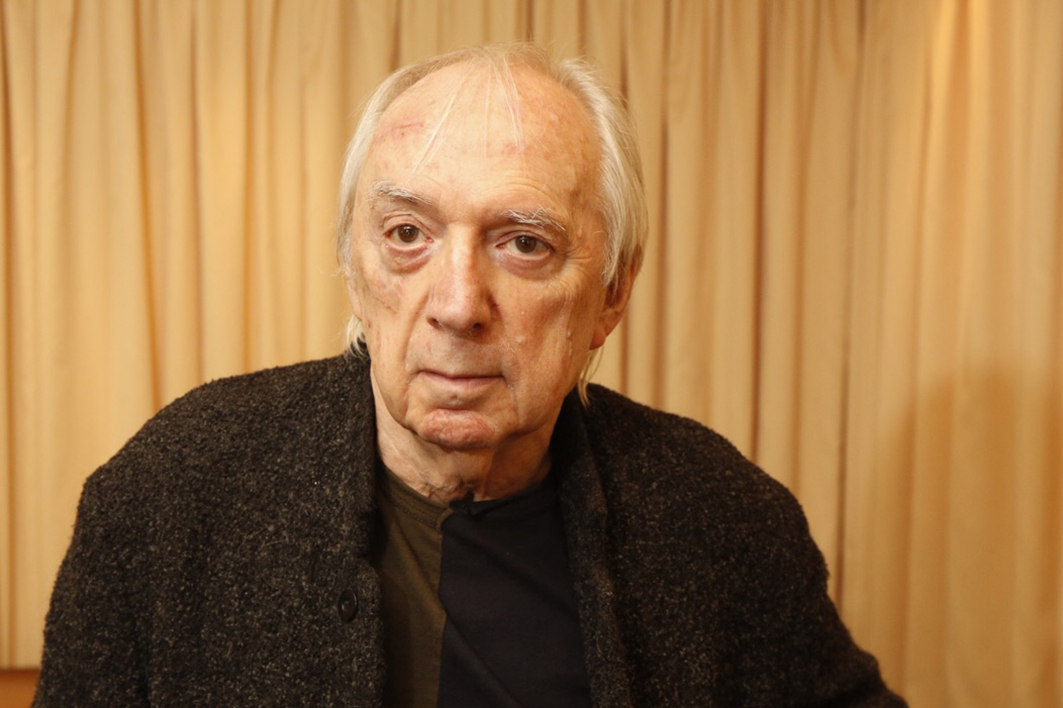 Chân dung nhà thơ Franck Venaille
