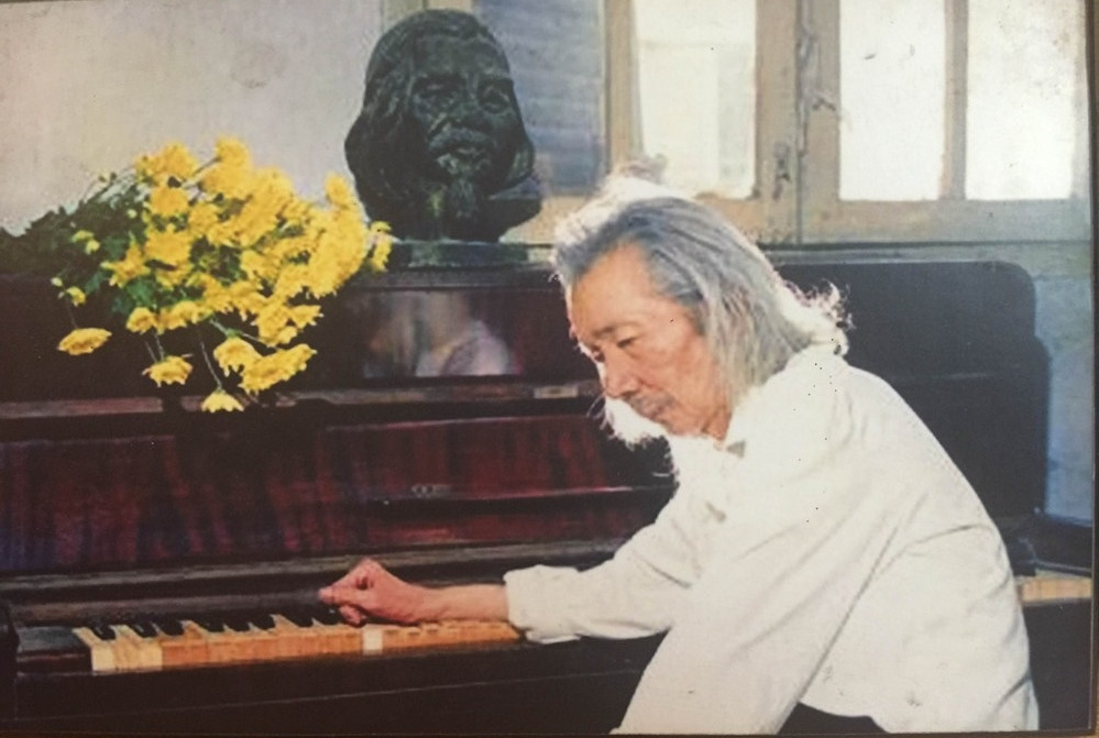 Nhac si Van Cao