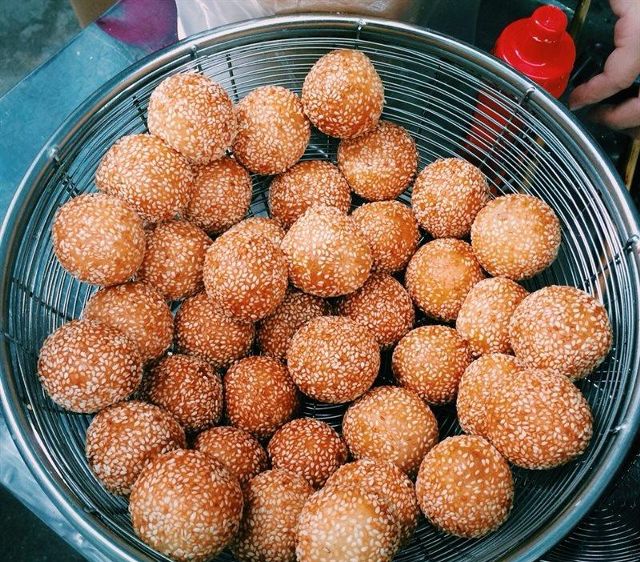 Bánh xì chen chạy lung tung