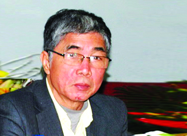 trung trung dinh vest